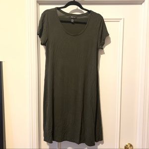 Dark green tshirt dress
